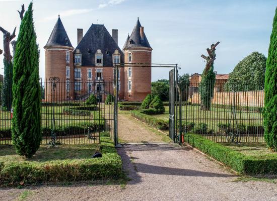 Photo détaillant le bien Chateau De Saint-elix ( Haute-garonne)